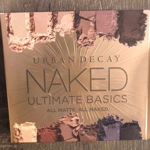 NAKED ULTIMATE BASICS Eyeshadow Palette